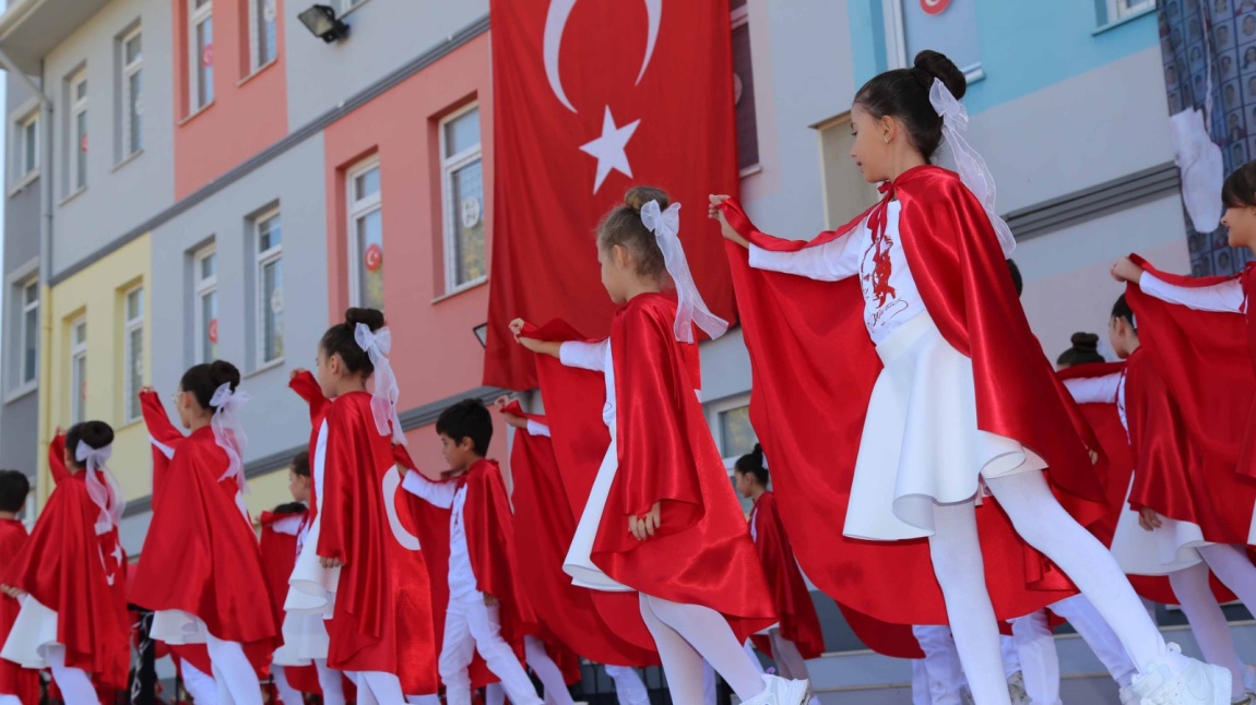 Hüsnü Züber İlkokulu Fotoğrafı