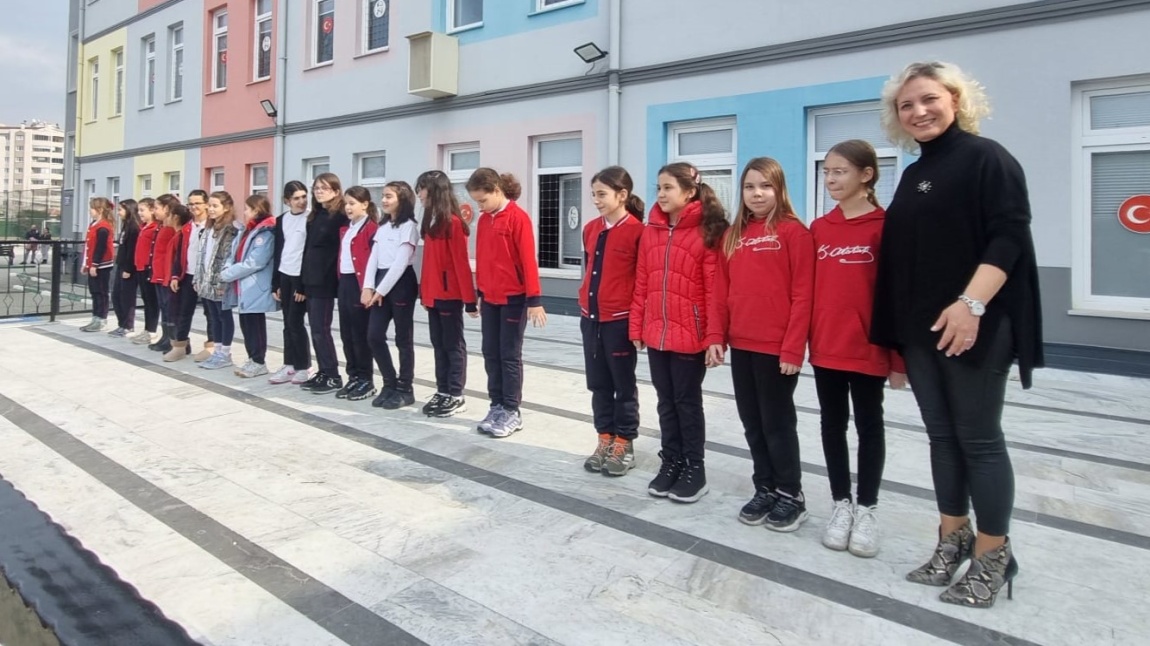 Hüsnü Züber İlkokulu’nda Halk Oyunları Başarıları Ödüllendirildi!